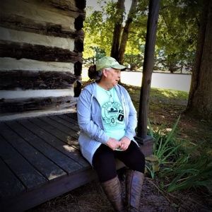 Meet your Posher, Rhonda